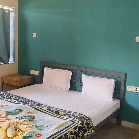 Long Drive Hotel And Resaurt Jaipur Eksteriør bilde